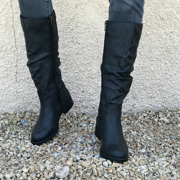 Black Knee High Double Buckle Boots - Picture 2 of 4